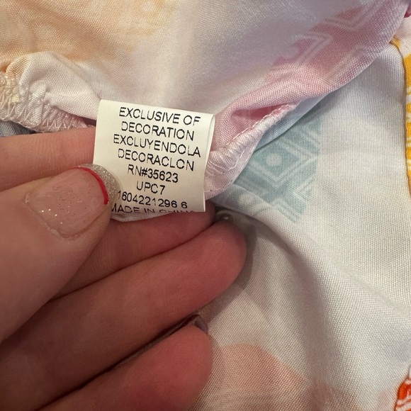 Groovy Gator Girl’s Dress White W/ Colorful Pineapples Elastic Ruffle Neck Sz 2T - Picture 7 of 7